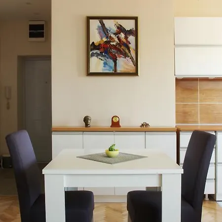 Square Apartment Nis